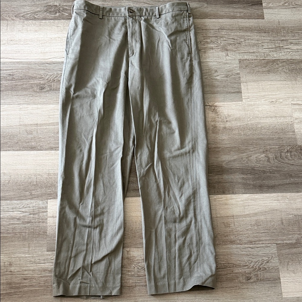 Men's Classic Green pants IZOD size 36x32